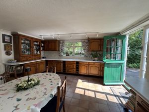 Kitchen/Diner- click for photo gallery